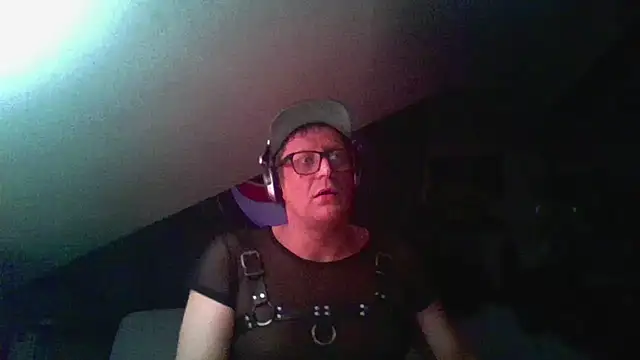 Snapshot of Bigthroaterboy chatting on 4, 12, 2024 Bigthroaterboy online show from 4, 12, 2024