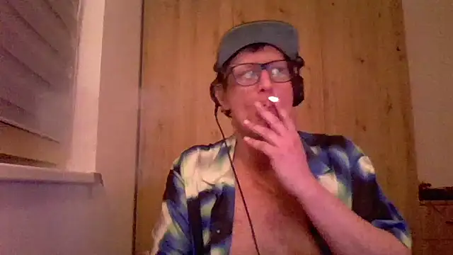 Snapshot of Bigthroaterboy chatting on 15, 1, 2025 Bigthroaterboy online show from 15, 1, 2025