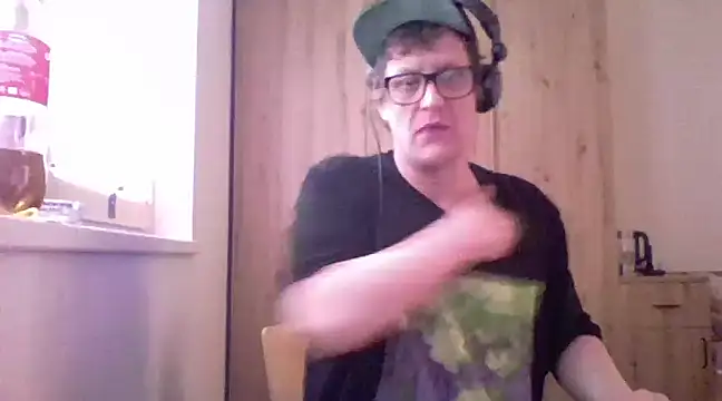 Snapshot of Bigthroaterboy chatting on 31, 1, 2025 Bigthroaterboy online show from 31, 1, 2025