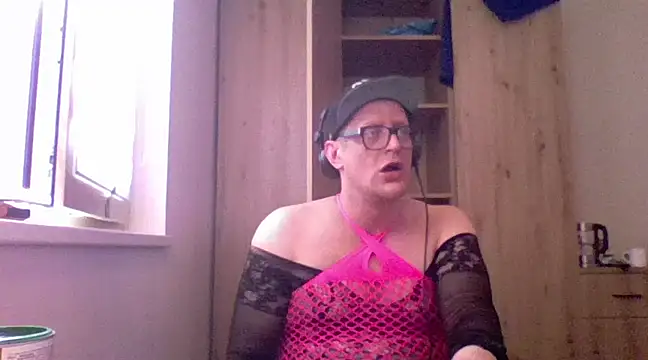Snapshot of Bigthroaterboy chatting on 1, 3, 2025 Bigthroaterboy online show from 1, 3, 2025
