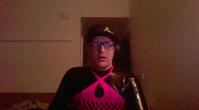 Snapshot of Bigthroaterboy chatting on 7, 3, 2025 Bigthroaterboy online show from 7, 3, 2025