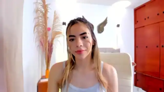 Nathaly-sky online show from 6, 2, 2026