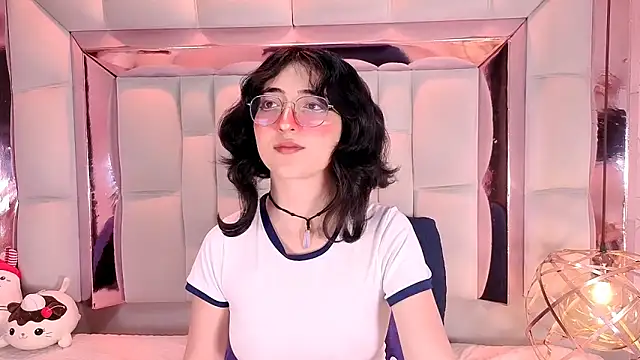 SaraMartini1 online show from 19, 4, 2026