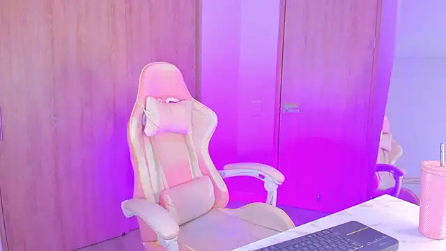 Snapshot of angelinalodge1 chatting on 29, 1, 2025 angelinalodge1 online show from 29, 1, 2025