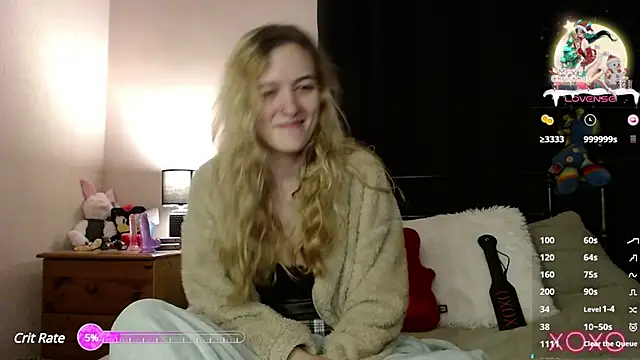 Snapshot of EllieeRose chatting on 7, 1, 2025 EllieeRose online show from 7, 1, 2025