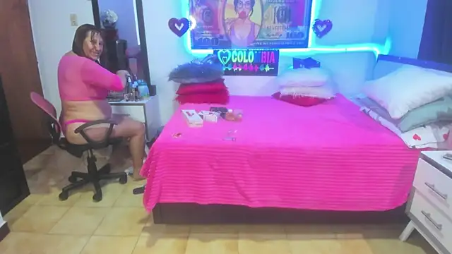 karenmilf 4 online show from 5, 1, 2025