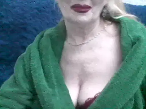 CarlyTreat online show from 18, 2, 2025