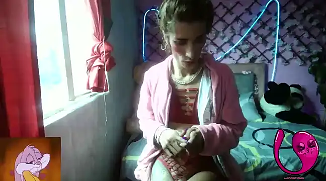 Snapshot of roxy_roxxan chatting on 24, 1, 2025 roxy roxxan online show from 24, 1, 2025