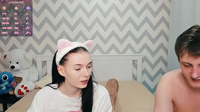 Snapshot of shaameless chatting on 8, 12, 2024 shaameless online show from 8, 12, 2024