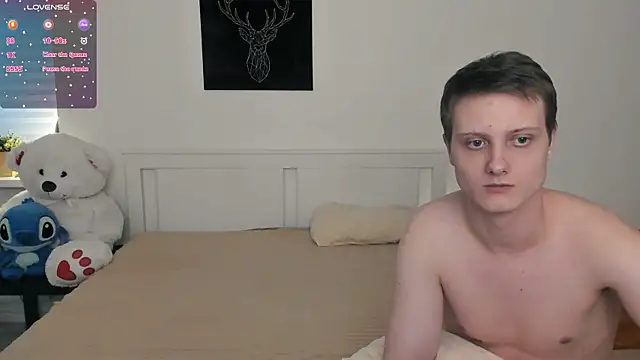 Snapshot of shaameless chatting on 8, 2, 2025 shaameless online show from 8, 2, 2025