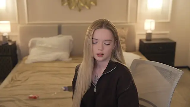 Cassy-Celestial  online show from 10, 11, 2025