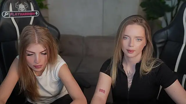Snapshot of Cassy-Celestial_ chatting on 3, 6, 2026 Cassy-Celestial online show from 3, 6, 2026