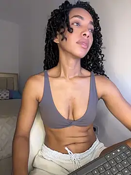 Snapshot of nicoleebony1 chatting on 25, 5, 2026 nicoleebony1 online show from 25, 5, 2026