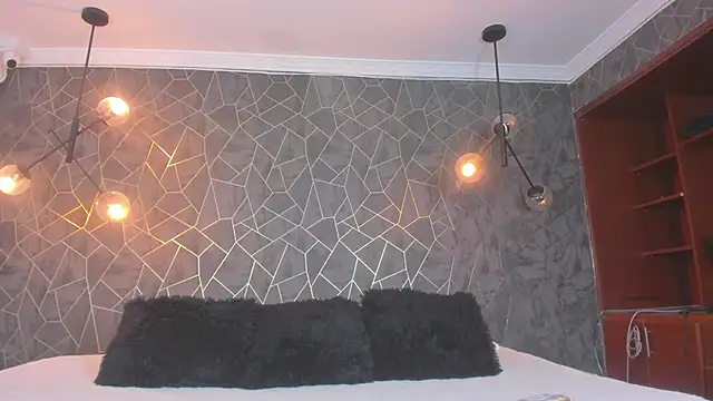 leigh-angels online show from 10, 2, 2026