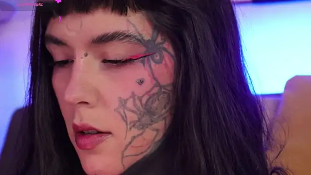 SylveonFox online show from 8, 10, 2025