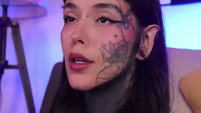 SylveonFox online show from 15, 10, 2025