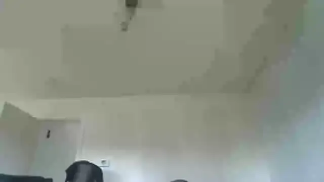 oopsxx online show from 17, 4, 2026