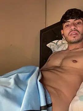 Snapshot of tom_thick chatting on 10, 2, 2026 tom thick online show from 10, 2, 2026