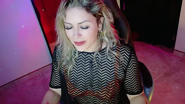 Natalia Montoya online show from 24, 11, 2025