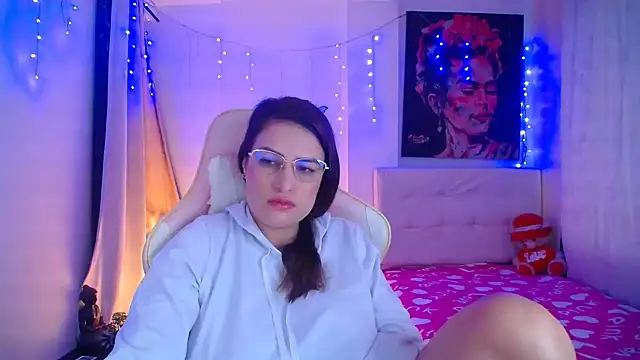 Snapshot of esmeraldaa230 chatting on 29, 12, 2024 esmeraldaa230 online show from 29, 12, 2024