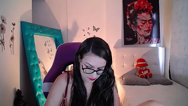 Snapshot of esmeraldaa230 chatting on 30, 9, 2025 esmeraldaa230 online show from 30, 9, 2025