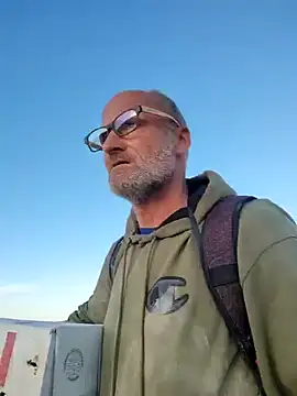 FloppyPickle4u online show from 11, 2, 2025