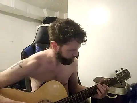 Snapshot of Talenjames4 chatting on 20, 12, 2025 Talenjames4 online show from 20, 12, 2025