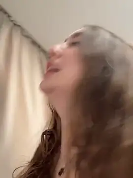 Lady MiaOlson online show from 6, 1, 2025