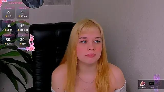 Snapshot of AlicePopsy chatting on 9, 3, 2025 AlicePopsy online show from 9, 3, 2025