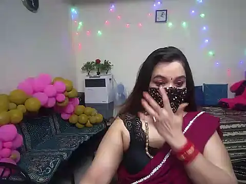 Arushisingh8888 online show from 4, 1, 2025