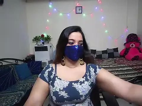 Arushisingh8888 online show from 6, 2, 2025