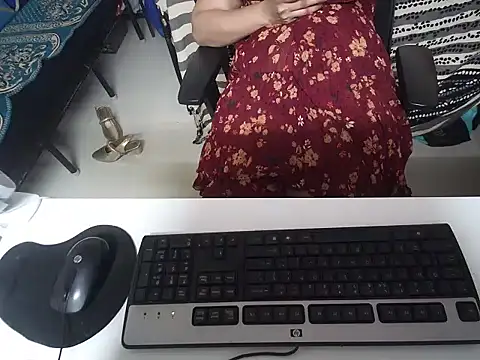 Arushisingh8888 online show from 13, 3, 2025