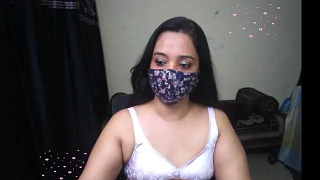 Arushisingh8888 online show from 10, 4, 2026