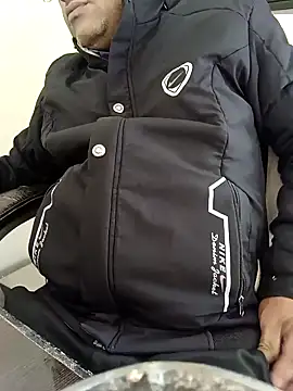 Snapshot of Hot-man39 chatting on 8, 12, 2024 Hot-man39 online show from 8, 12, 2024