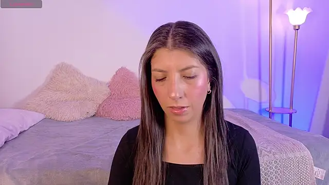 Snapshot of Megannklein chatting on 16, 4, 2026 Megannklein online show from 16, 4, 2026