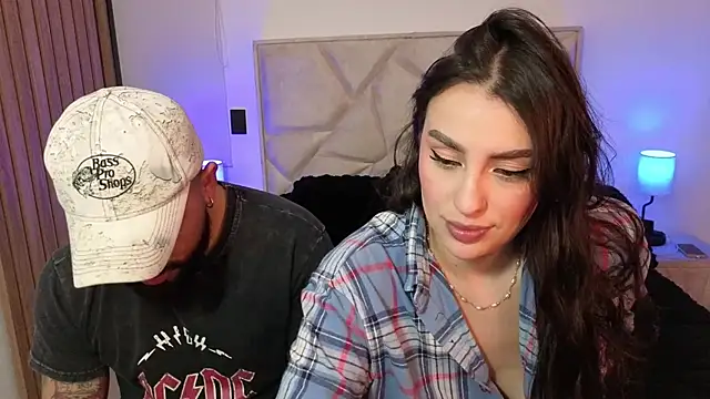 teseo and afroditha  online show from 28, 2, 2026