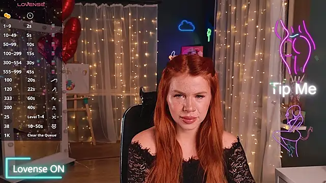 KristinaMoon online show from 7, 2, 2025