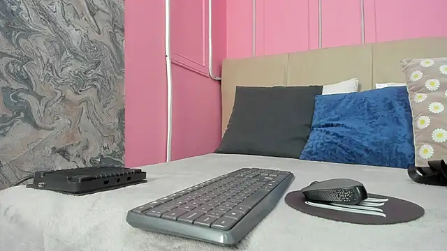Emelyy Carter online show from 6, 10, 2025