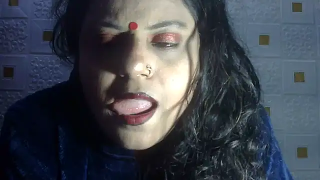 Snapshot of Sexy_komolika chatting on 6, 2, 2025 Sexy komolika online show from 6, 2, 2025