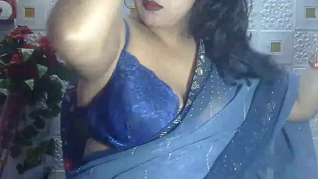 Snapshot of Sexy_komolika chatting on 6, 3, 2025 Sexy komolika online show from 6, 3, 2025