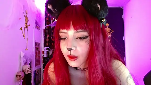 Kind Scarlett online show from 10, 10, 2025