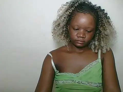 HotJeylee online show from 30, 5, 2026