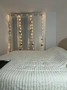 streetdoll online show from 16, 11, 2025