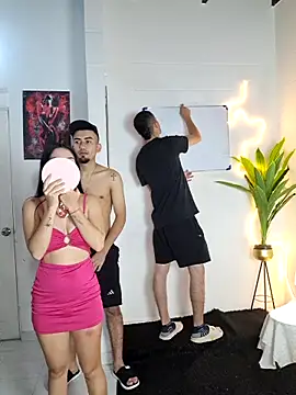 royalgirls x online show from 5, 3, 2026