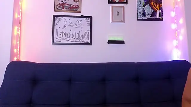 catalina y tylerjhons online show from 9, 2, 2025