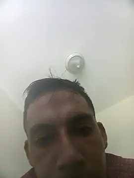 Snapshot of aL3JanDro93 chatting on 24, 6, 2026 aL3JanDro93 online show from 24, 6, 2026