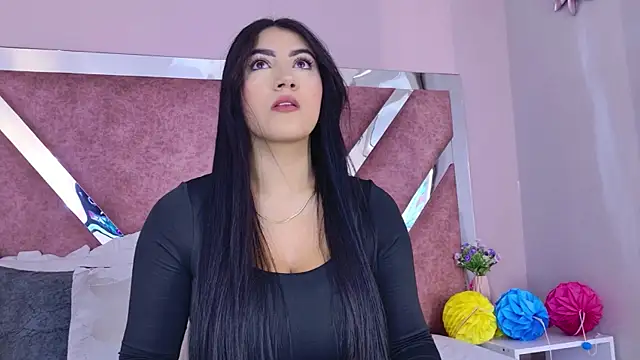 Snapshot of PaulinaDuarte chatting on 27, 6, 2026 PaulinaDuarte online show from 27, 6, 2026
