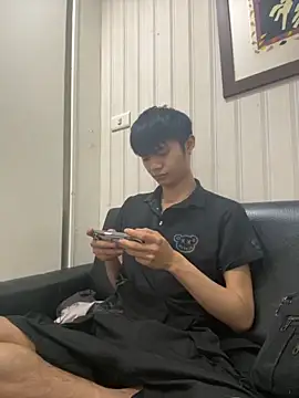 mumuowl online show from 6, 11, 2025