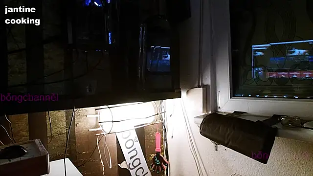 Snapshot of BongChannel chatting on 1, 1, 2025 BongChannel online show from 1, 1, 2025