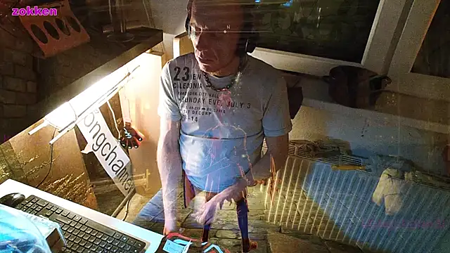 Snapshot of BongChannel chatting on 10, 1, 2025 BongChannel online show from 10, 1, 2025